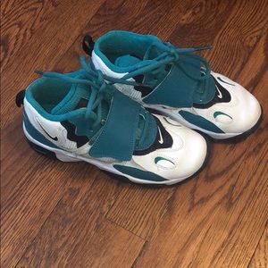Nike turfs.gently used size 2.5 kids